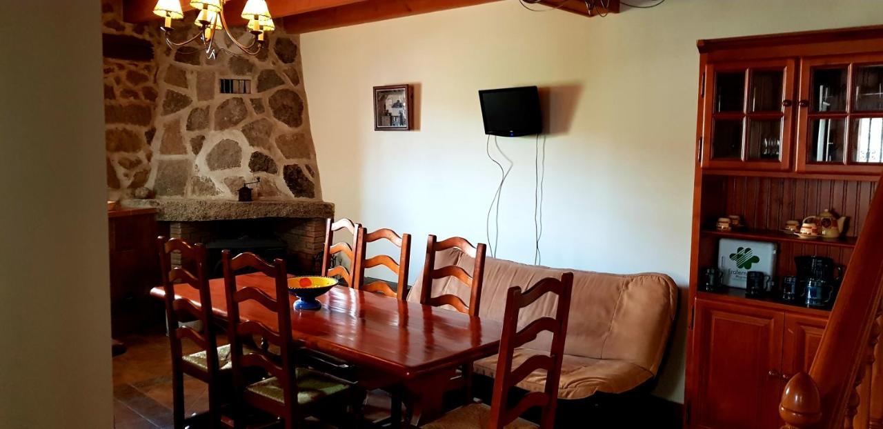 הויוס דל אספינו Casa Rural Tio Carlillos מראה חיצוני תמונה